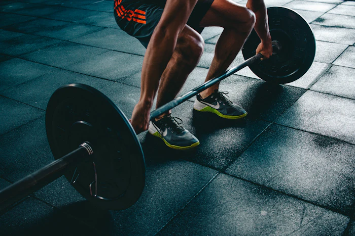 Focused strength training with free weights